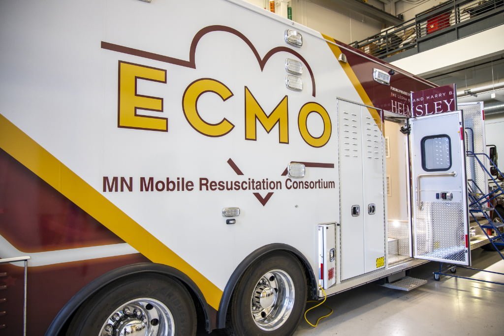 U of M Minnesota Mobile Resuscitation Consortium truck