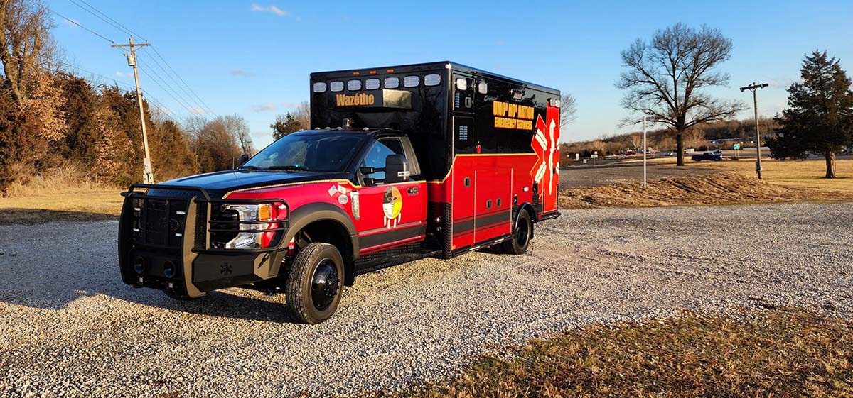 AEV built this Type 1 Traumahawk ambulance on a 4x4 Ford F-550 chassis with a Thunder Struck front bumper brush guard for Omaha (NE) Tribal Rescue.